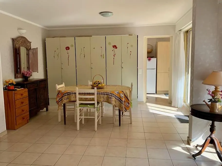 T2 Le Concorde Clim A 30 M De La Plage Apartment Saint-Raphael